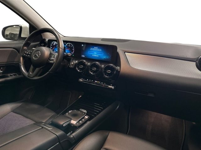 MERCEDES-BENZ GLA 180 usata, con Interni in pelle