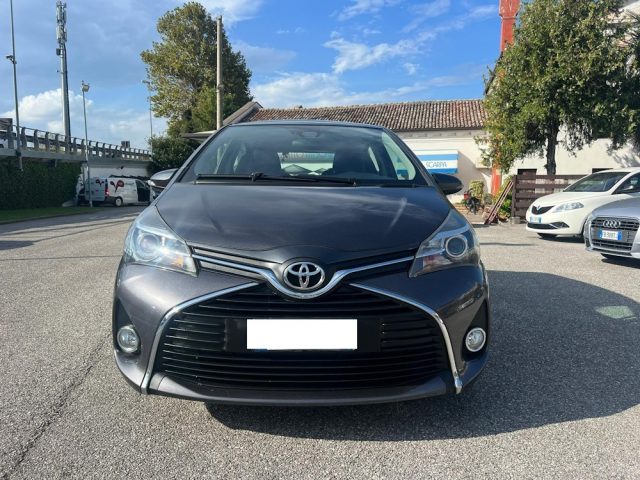 TOYOTA Yaris usata, con Airbag laterali