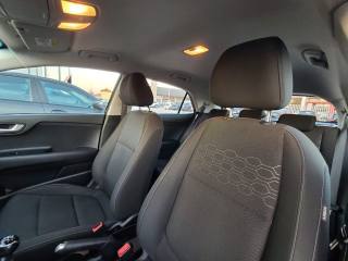 KIA Rio usata, con Fendinebbia