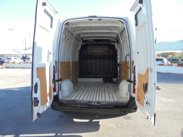 RENAULT Master usata 15
