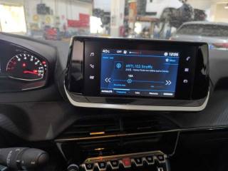 PEUGEOT 208 usata, con Autoradio digitale