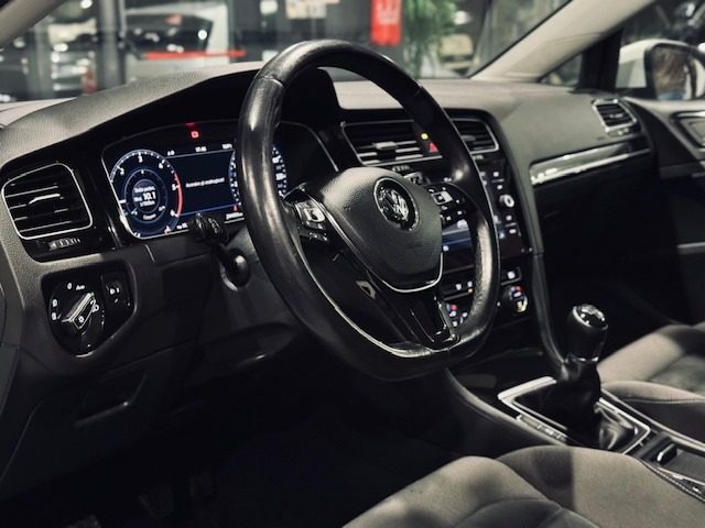 VOLKSWAGEN Golf usata, con Cerchi in lega