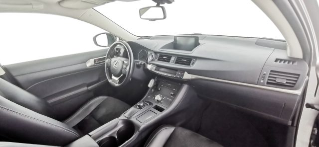 LEXUS CT 200h usata 52
