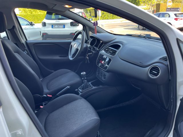 FIAT Punto usata, con Autoradio