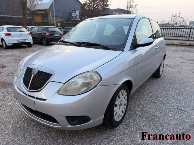 LANCIA Ypsilon usata, con ABS