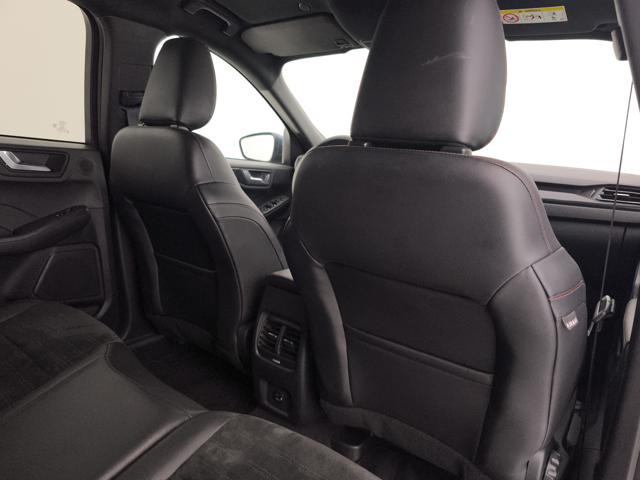 FORD Kuga usata, con Sensori di parcheggio anteriori