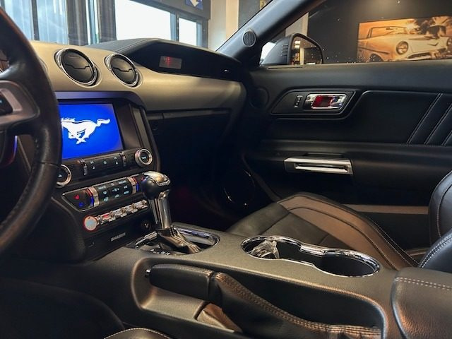 FORD Mustang usata, con Controllo trazione