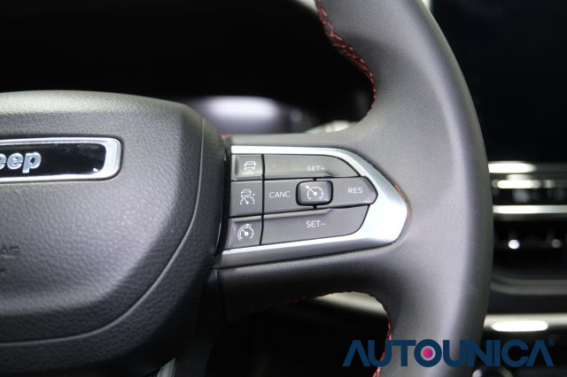 JEEP Compass usata, con Volante in pelle