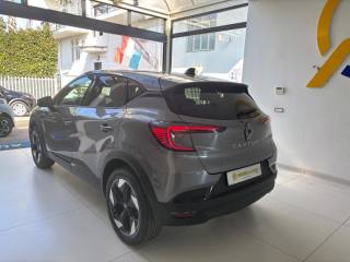 RENAULT Captur usata, con Bracciolo