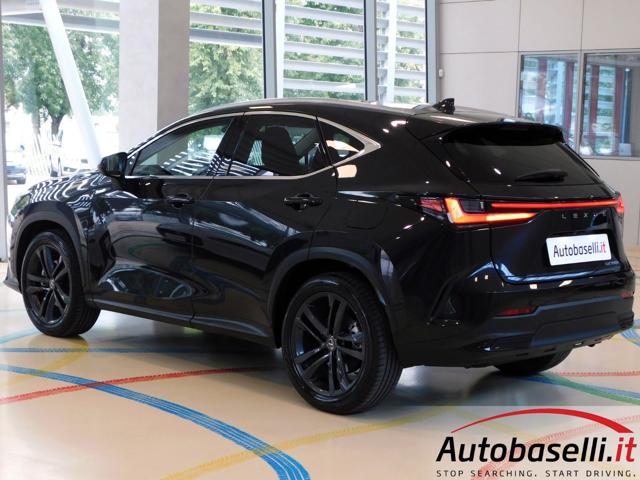 LEXUS NX 300h usata, con Alzacristalli elettrici