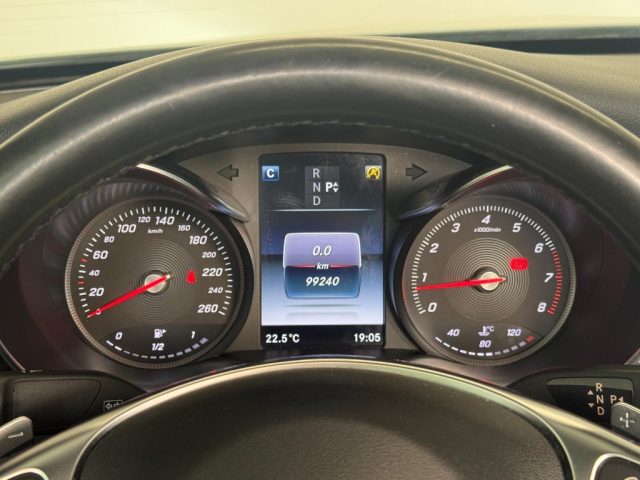 MERCEDES-BENZ C 300 usata, con Frenata d