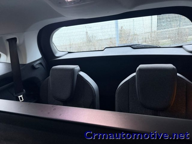 PEUGEOT 5008 usata, con Chiusura centralizzata