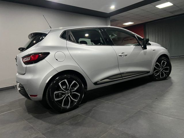 RENAULT Clio usata, con Airbag laterali