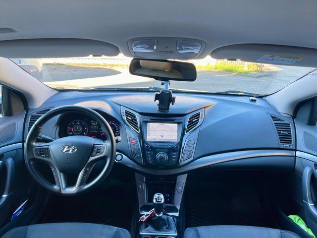 HYUNDAI i40 usata, con Bluetooth
