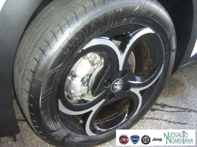 ALFA ROMEO Junior usata, con Airbag