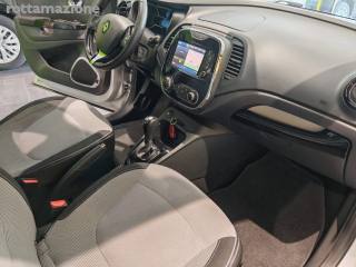RENAULT Captur usata, con Sistema di navigazione