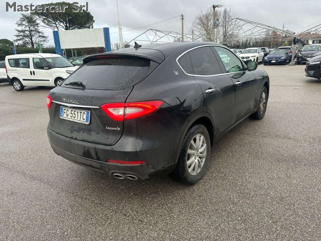 MASERATI Levante usata, con Boardcomputer