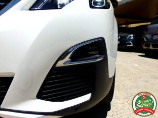 PEUGEOT 3008 usata, con Specchietti laterali elettrici