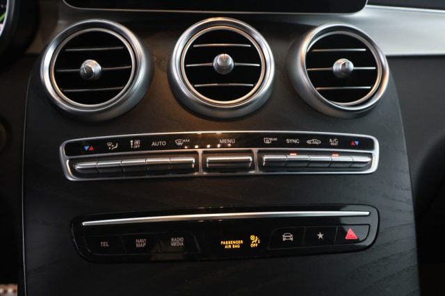 MERCEDES-BENZ GLC 220 usata 12