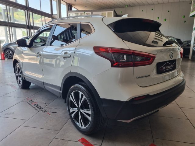NISSAN Qashqai usata, con Autoradio