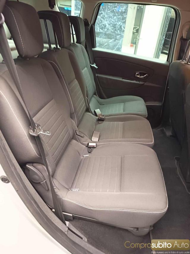 RENAULT Scenic usata 42