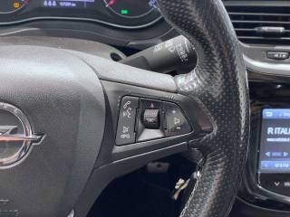 OPEL Corsa usata, con Specchietti laterali elettrici