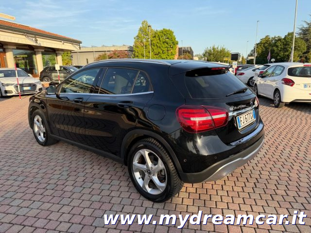 MERCEDES-BENZ GLA 200 usata, con Cerchi in lega