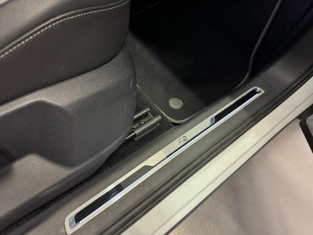 VOLKSWAGEN Tiguan usata, con Servosterzo