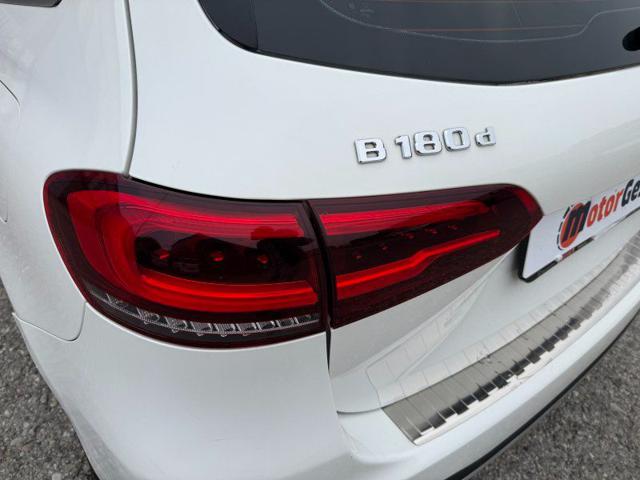 MERCEDES-BENZ B 180 usata, con Isofix