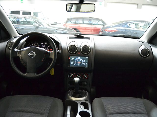 NISSAN Qashqai+2 usata, con Autoradio