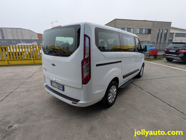 FORD Tourneo Custom usata, con Autoradio