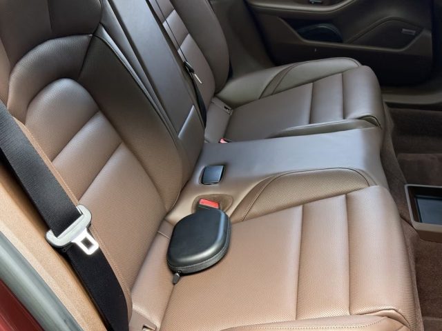 PORSCHE Taycan usata, con USB