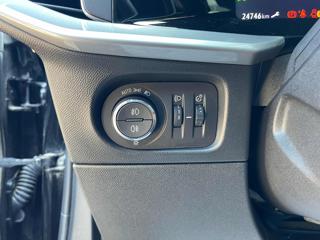 OPEL Mokka usata, con Bracciolo