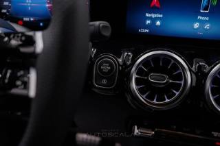 MERCEDES-BENZ GLA 200 usata, con Vetri oscurati
