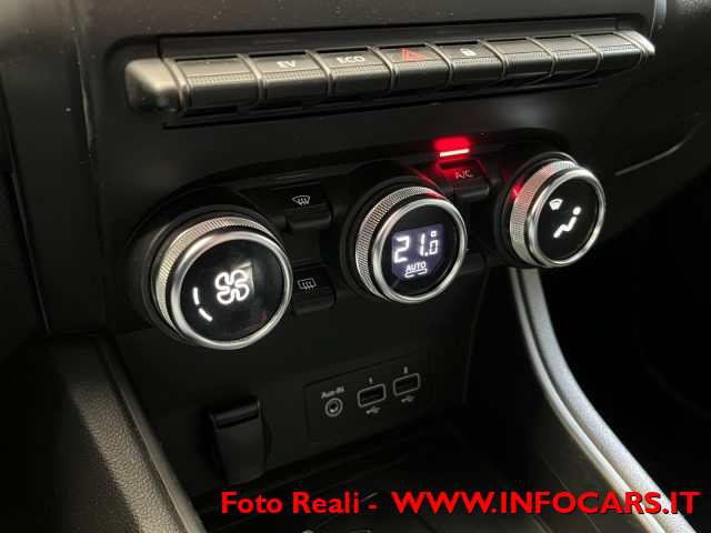 RENAULT Captur usata, con Touch screen