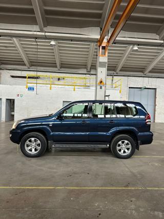 TOYOTA Land Cruiser usata, con Cerchi in lega