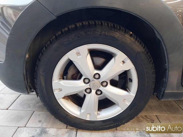 TOYOTA Urban Cruiser usata, con Specchietti laterali elettrici