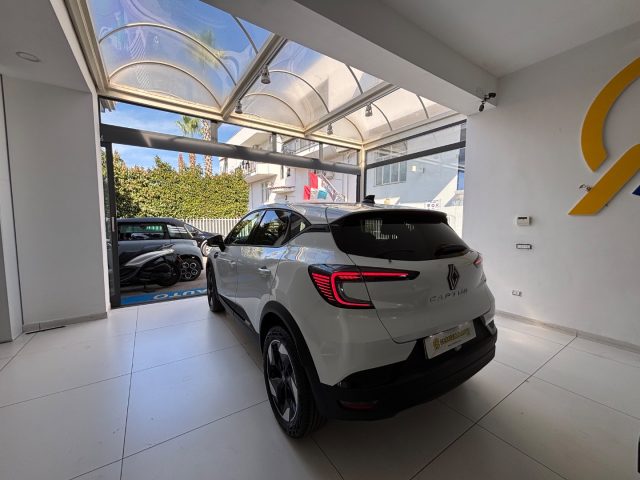 RENAULT Captur usata, con Sedile posteriore sdoppiato