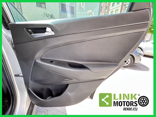 HYUNDAI Tucson usata, con Airbag testa