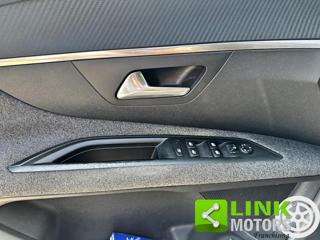 PEUGEOT 3008 usata, con Sedile posteriore sdoppiato