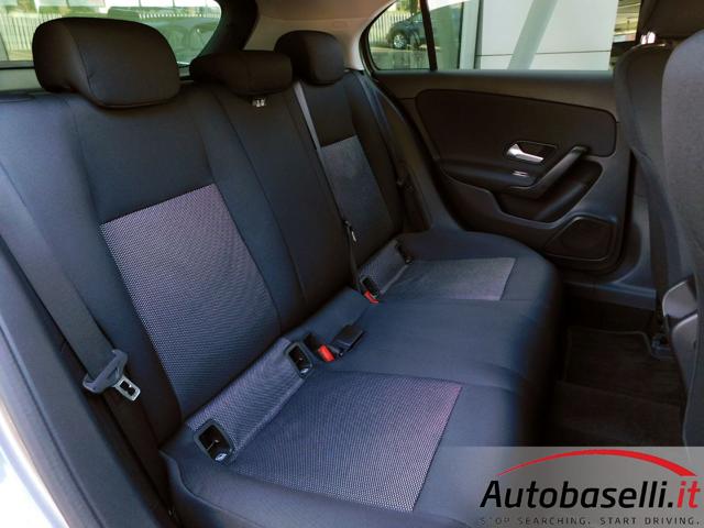 MERCEDES-BENZ A 180 usata, con Sedile posteriore sdoppiato