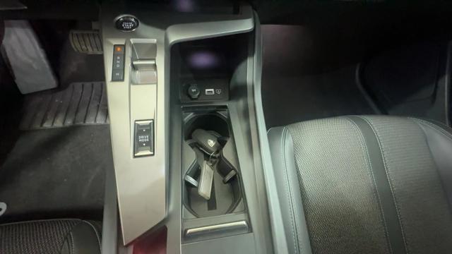 PEUGEOT 308 usata, con Cruise Control