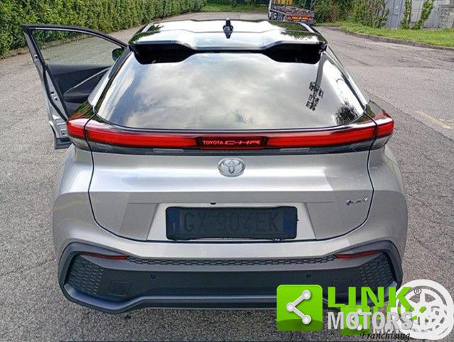 TOYOTA C-HR usata 2