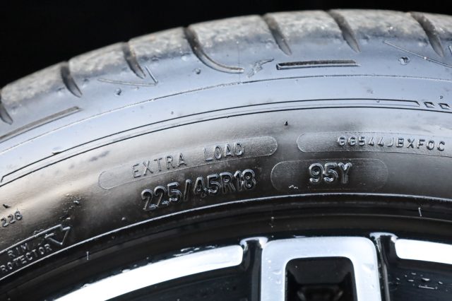 MERCEDES-BENZ C 300 usata 179