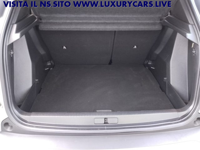 PEUGEOT 2008 usata, con Volante multifunzione