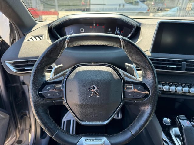PEUGEOT 5008 usata, con Sistema di navigazione