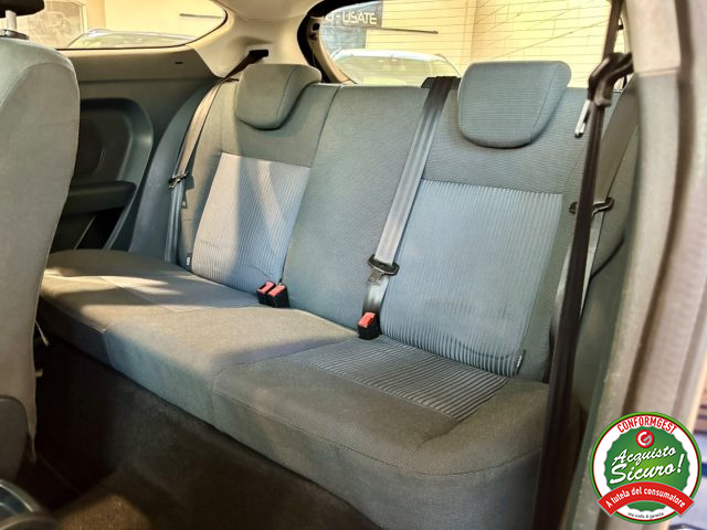 FORD Fiesta usata, con Servosterzo