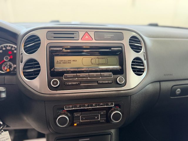 VOLKSWAGEN Tiguan usata, con USB