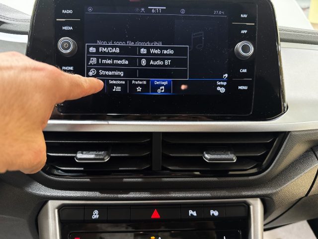 VOLKSWAGEN T-Roc usata, con Touch screen