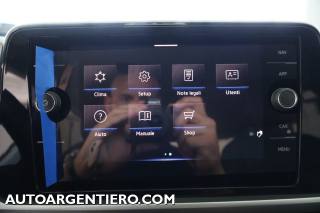 VOLKSWAGEN T-Roc usata, con USB